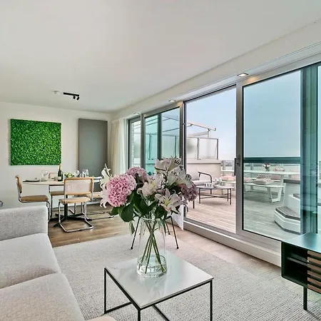 Appartement Modern Penthouse With Stunning Sea-view, Sauna And 2 Large Terraces!