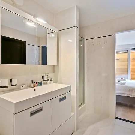 Appartement Modern Penthouse With Stunning Sea-view, Sauna And 2 Large Terraces!