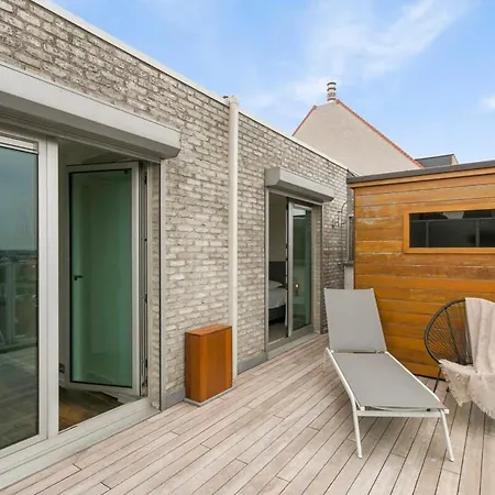 Modern Penthouse With Stunning Sea-view, Sauna And 2 Large Terraces! Appartement