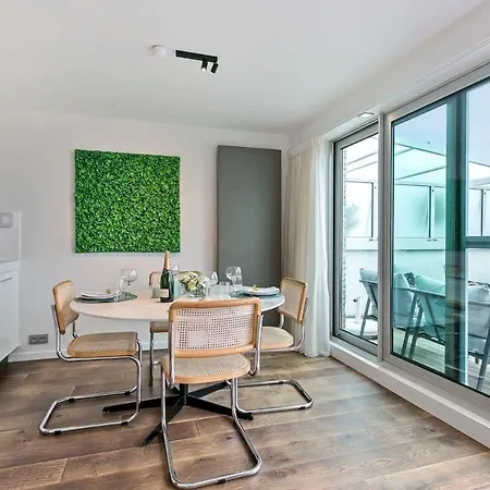 Modern Penthouse With Stunning Sea-view, Sauna And 2 Large Terraces! Appartement